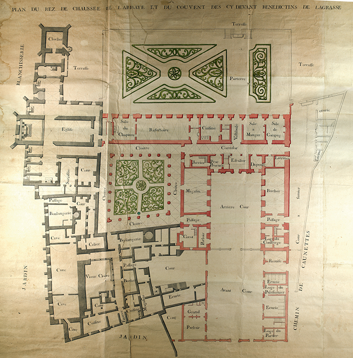  Fig. 2 - Plan de l’abbaye lors de sa vente comme bien national (les deux couleurs indiquent les deux propriétés distinctes)